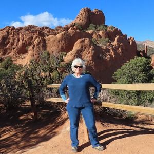 Meet your Posher, Lorraine